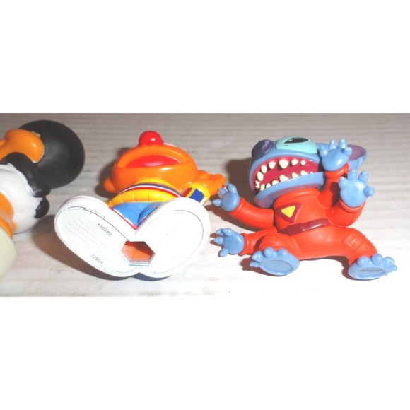 Lot of 5 Toy Figures - Velma, Elmo, Bugs Bunny, Daffy Duck & Stitch - Picture 9 of 9